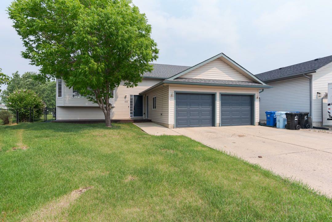 122 Laboucane Bay  Fort McMurray AB T9K 2M1 photo
