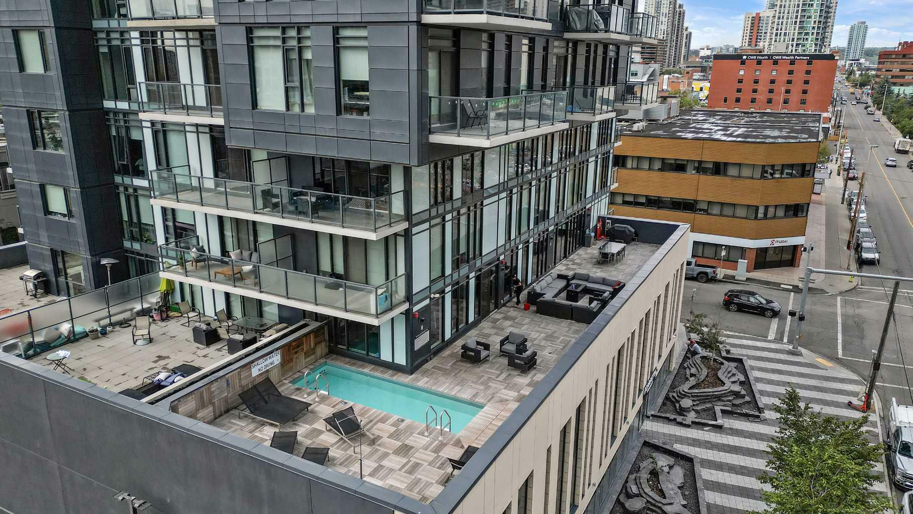 Property Photo: 1010 6 Street SW 705 AB T2R 1B4