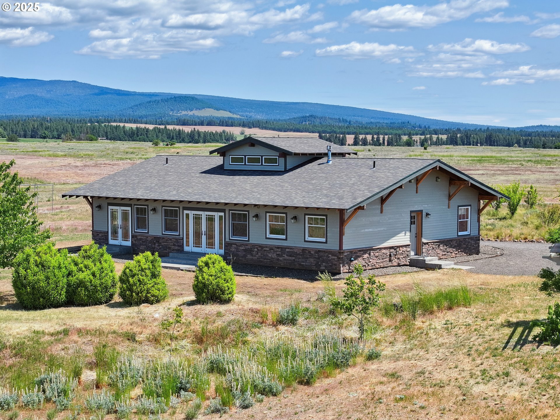 Property Photo: 37 Quail Rd WA 98620