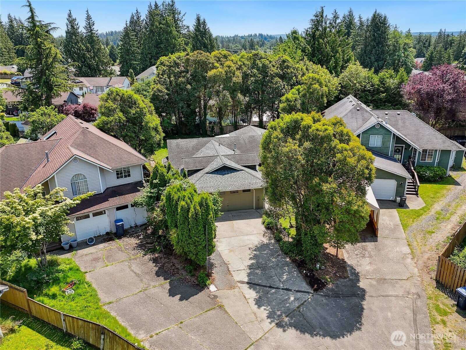 Property Photo: 9216 15th Place SE WA 98258