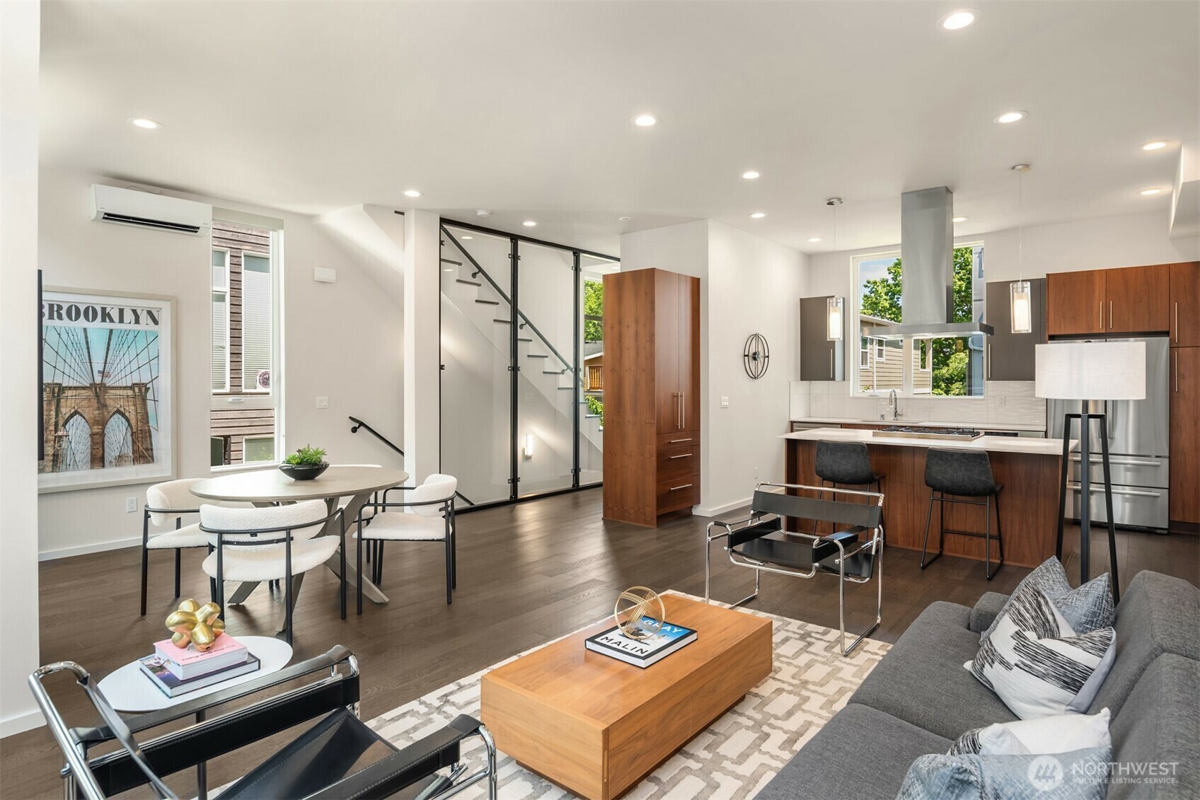 Property Photo:  818  25th Avenue S A  WA 98144 