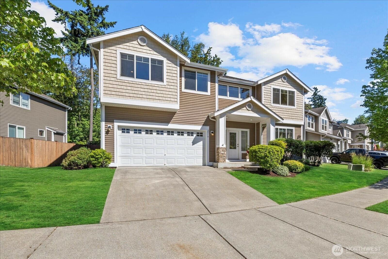 2519  Chateau Drive  Puyallup WA 98373 photo