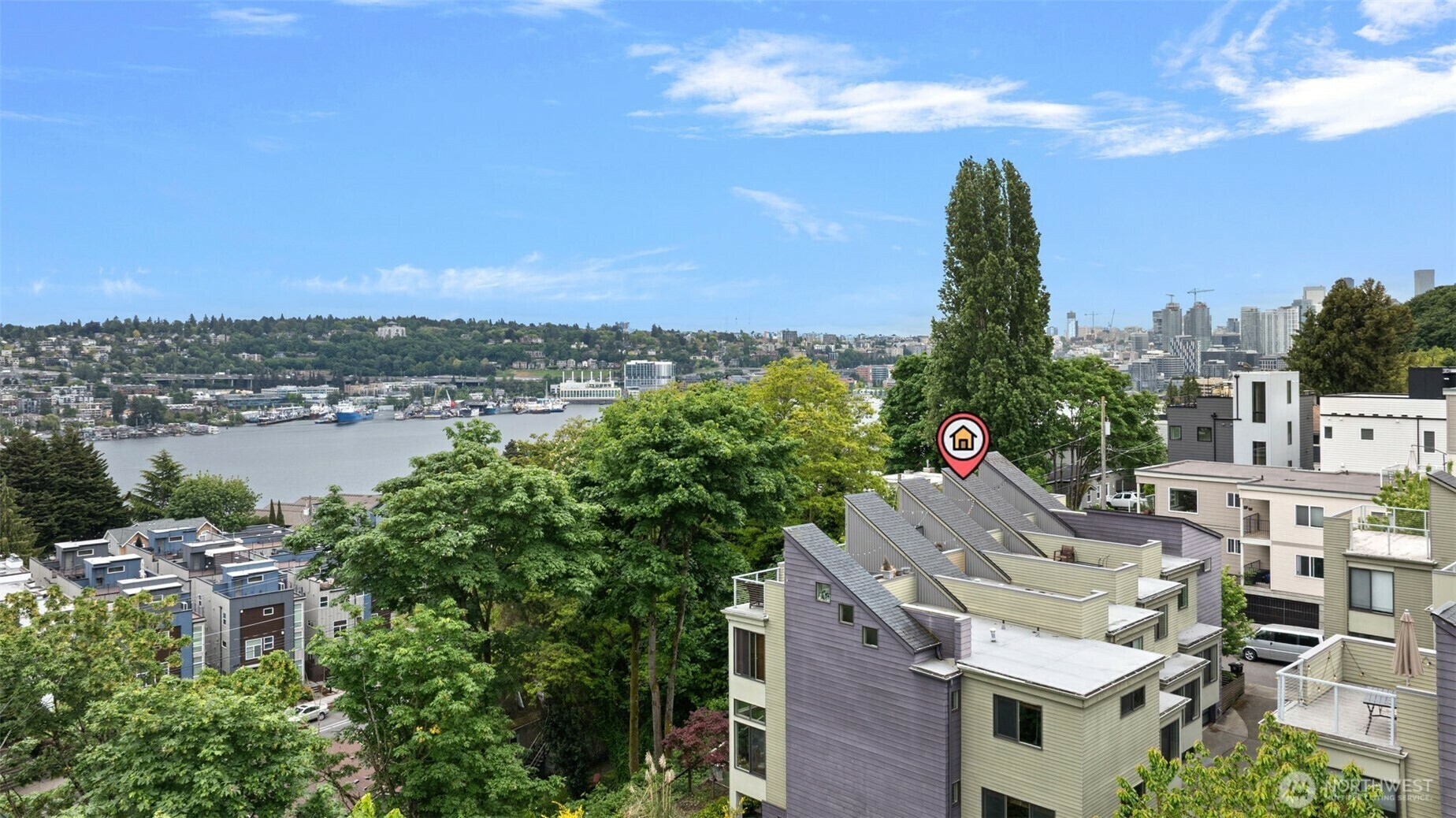 Property Photo:  566  McGraw Street  WA 98109 