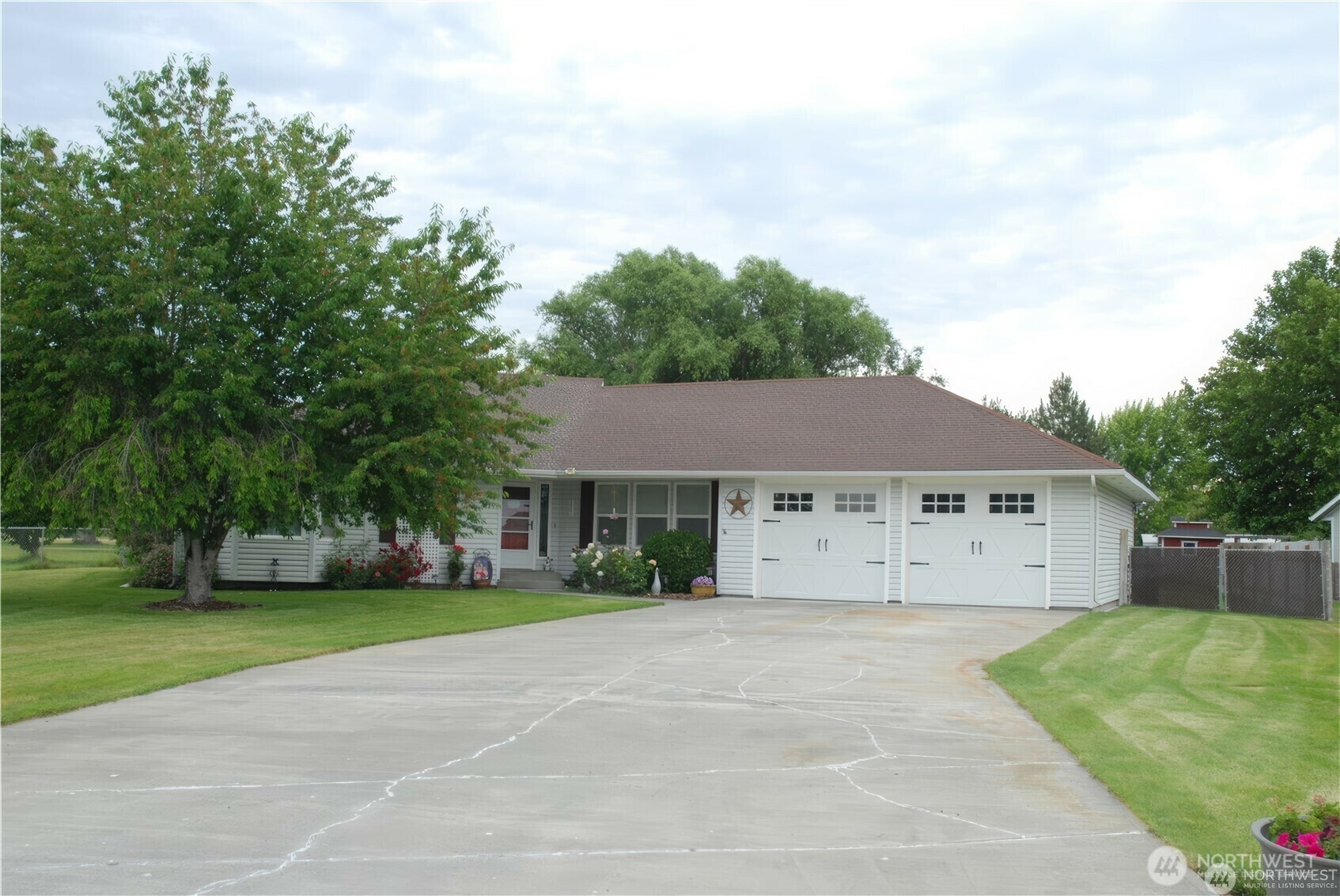Property Photo:  3081  Wild Goose Road NE  WA 98837 