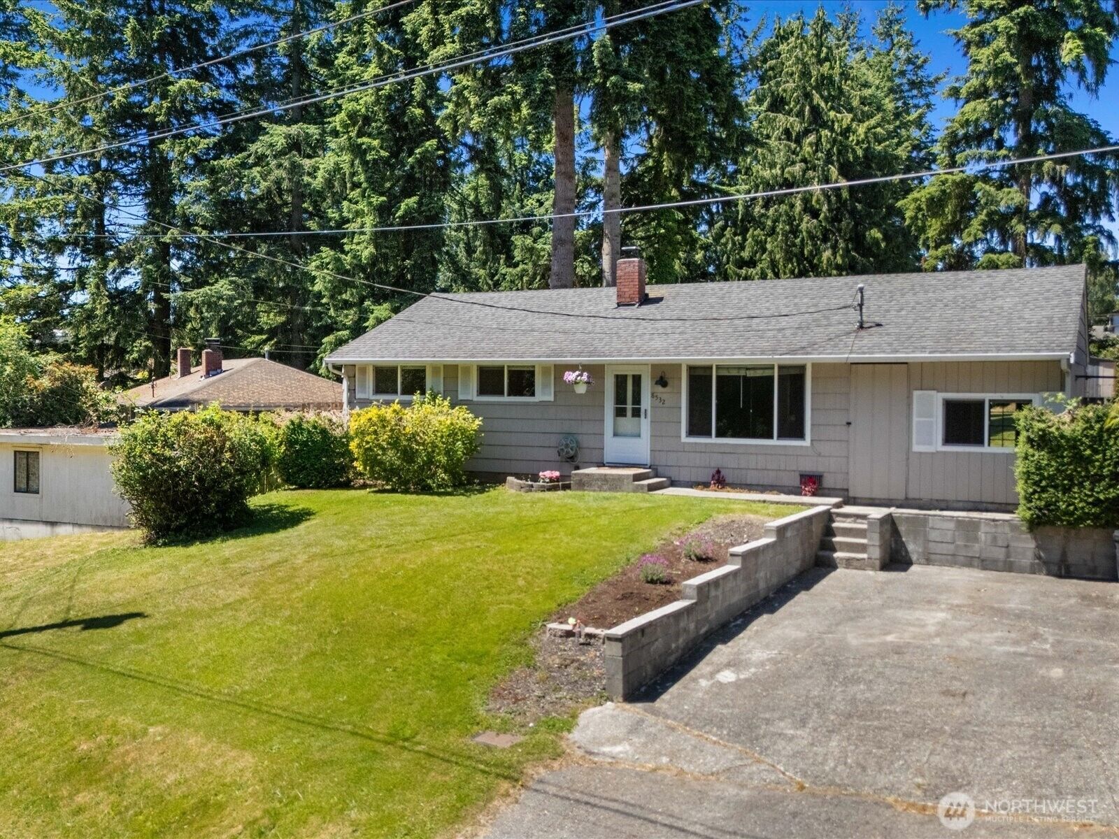 Property Photo:  8532 E Xavier Way  WA 98208 