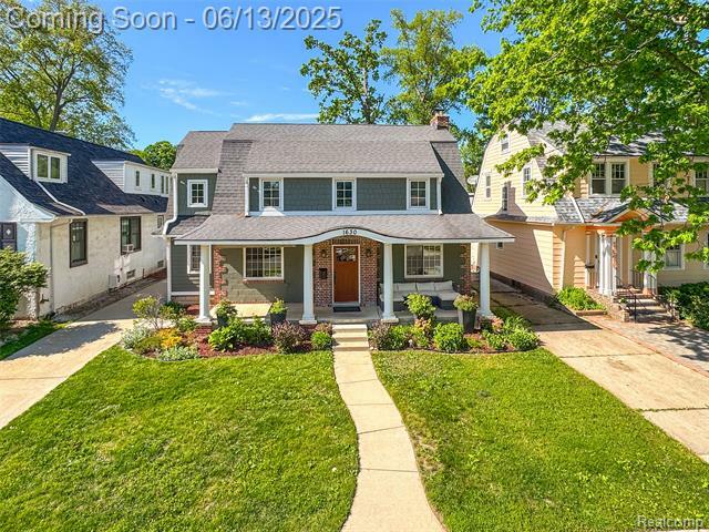 Property Photo: 1630 W Houstonia Avenue MI 48073