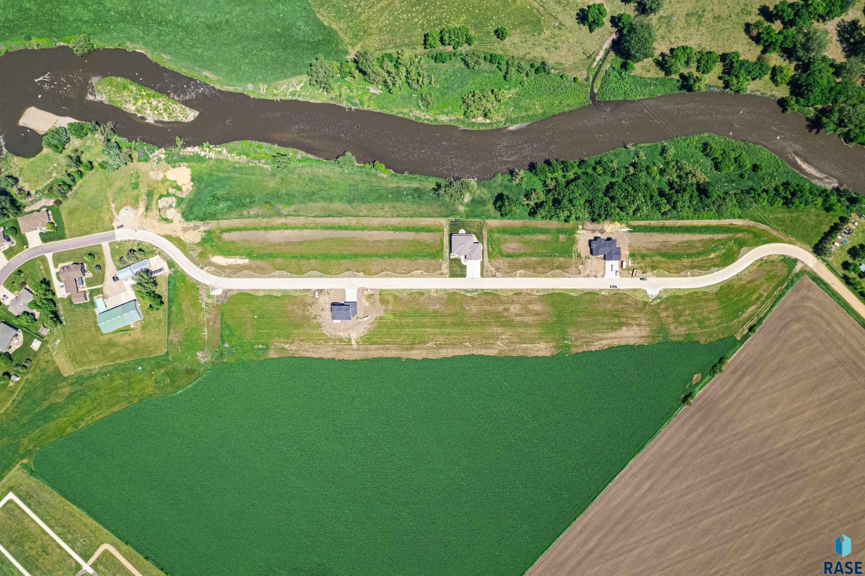 Property Photo: 604 Mill Pond Rd IA 51246