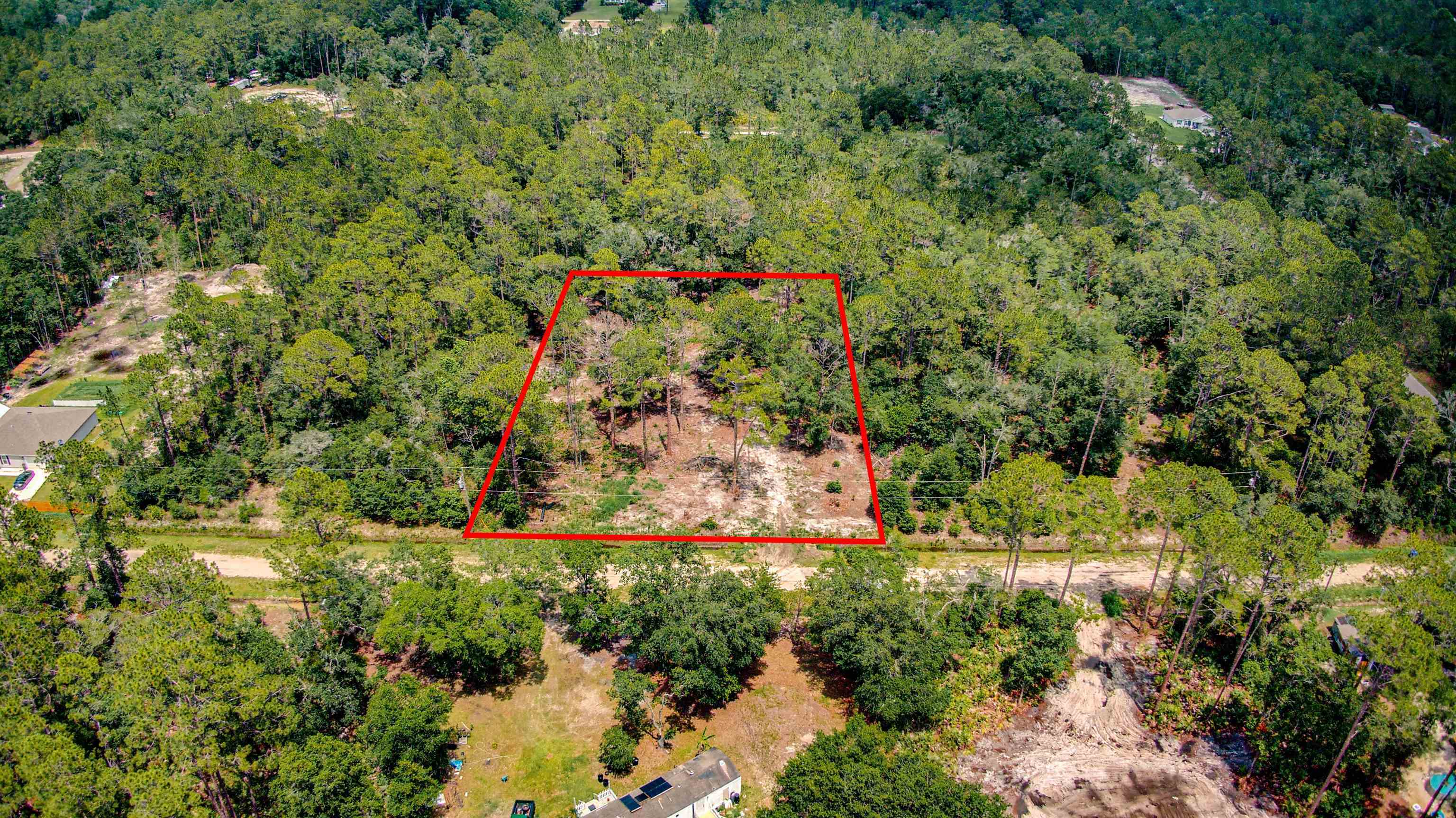 Property Photo: 10150 Delgado Ave FL 32145