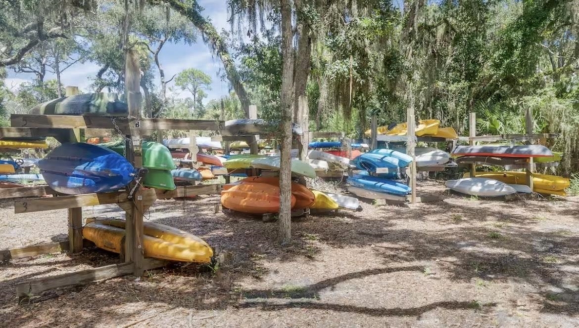 Property Photo: 60 Surf View FL 32137