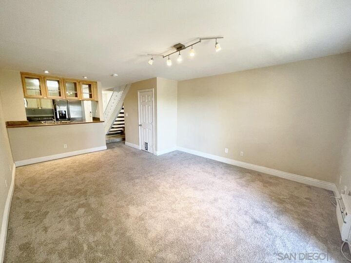 Property Photo:  10224 Maya Linda Rd 17  CA 92126 