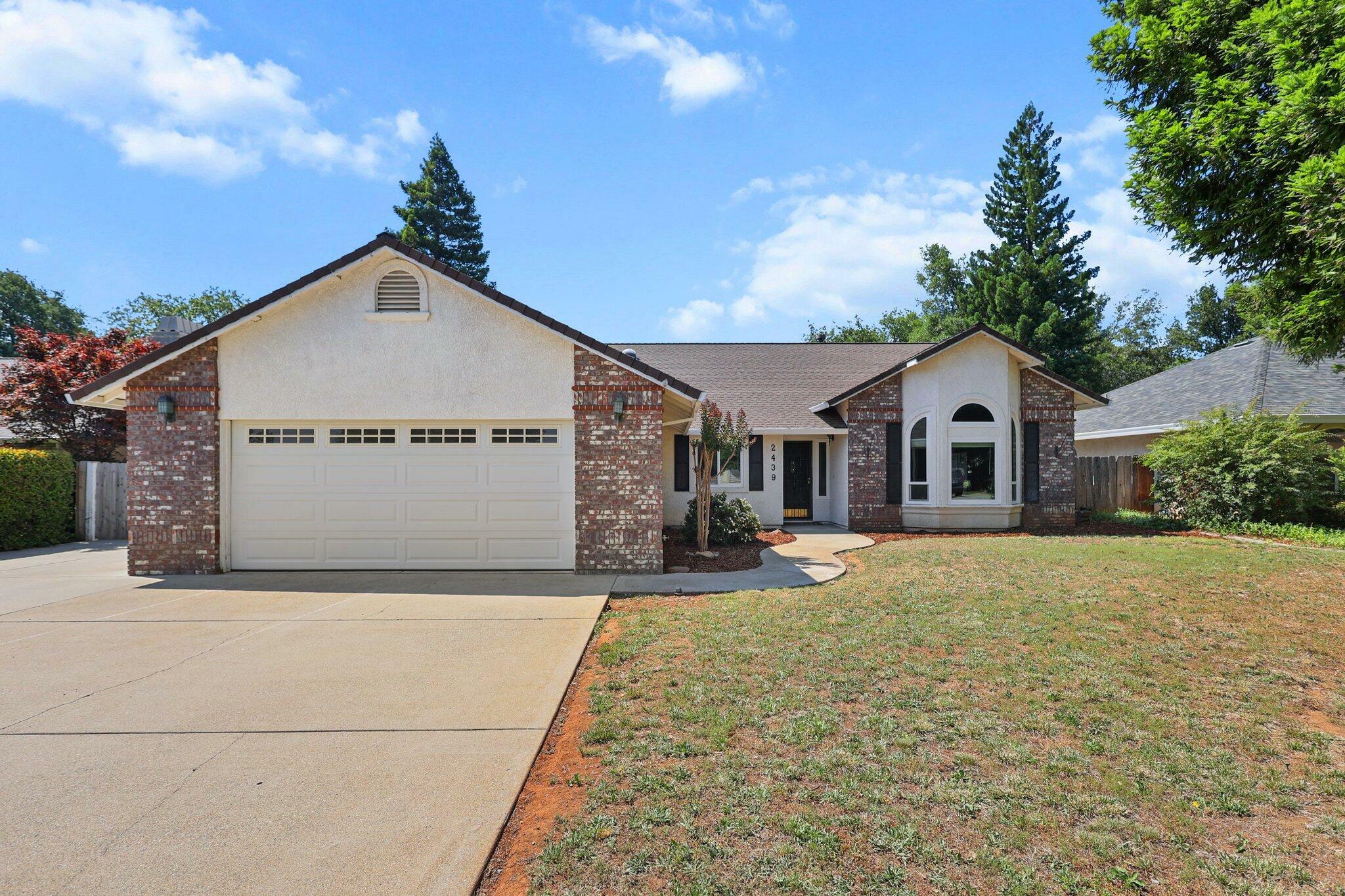 Property Photo: 2439 Castlewood Drive CA 96002