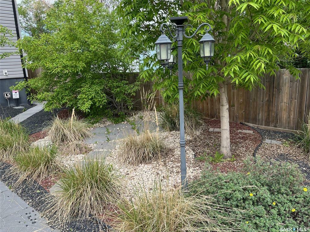Property Photo: 1148 Wallace Street SK S4N 3Y9