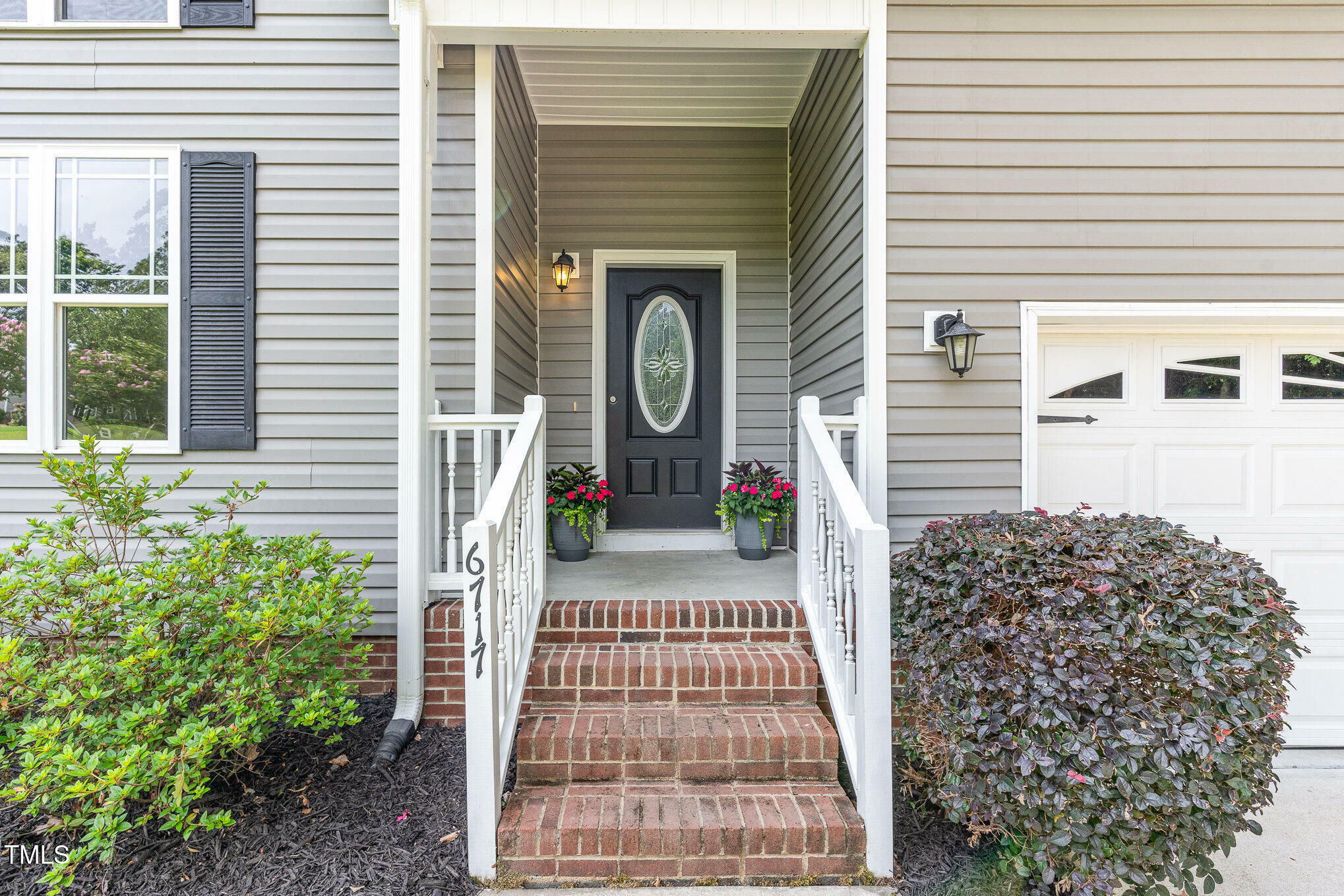 Property Photo: 6717 Country Hollows Lane NC 27540