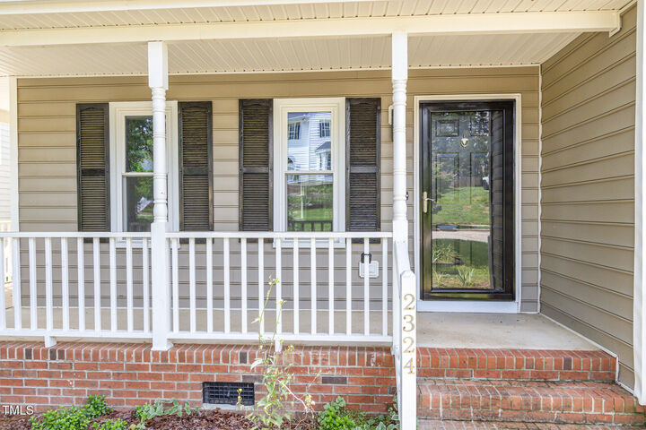 Property Photo:  2324 Dahlgreen Road  NC 27615 