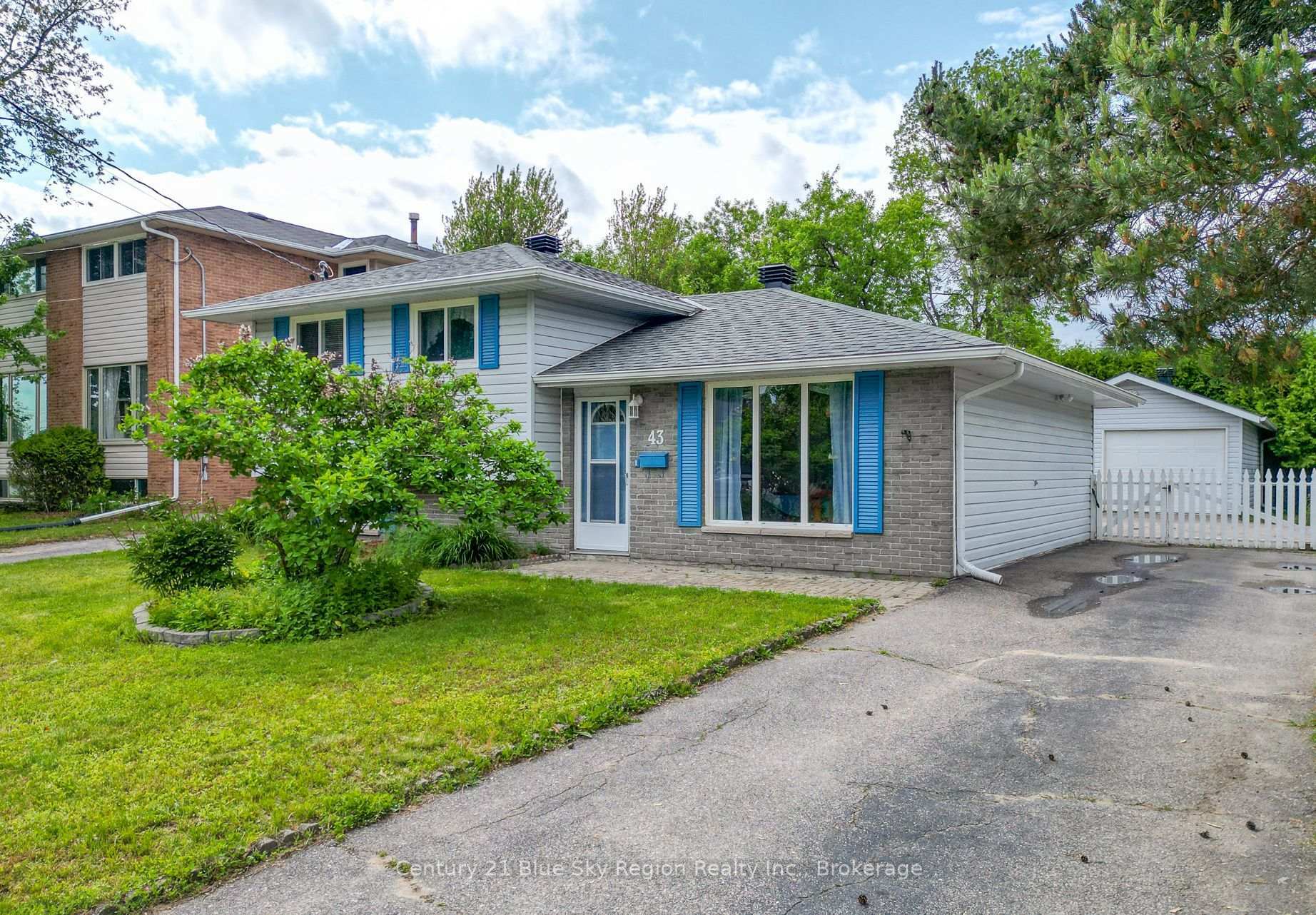 Property Photo: 43 Talon Street ON P1A 3P1