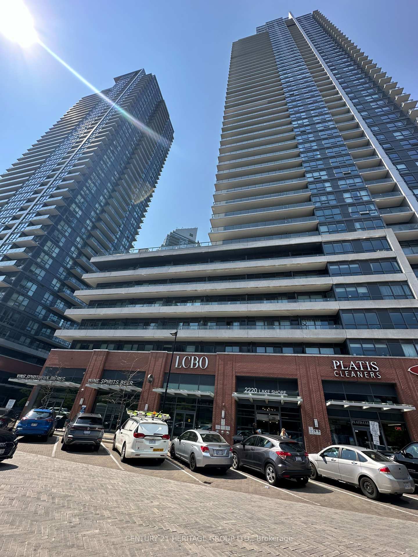 Property Photo: 2220 Lake Shore Blvd West N/A 3706 ON M8V 0C1
