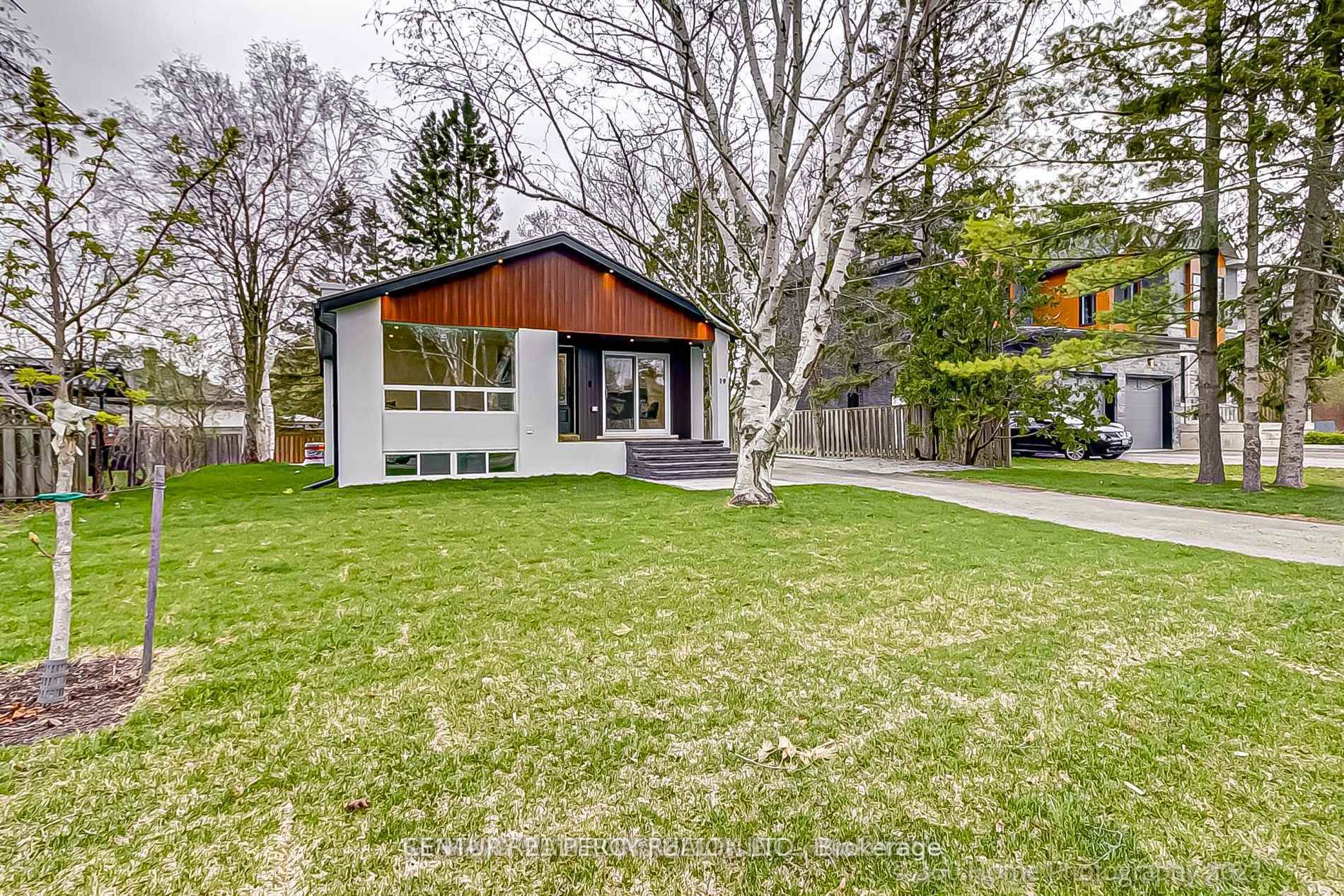 Photo de la propriété: 19 Holman Crescent Bsmt ON L4G 1Z8