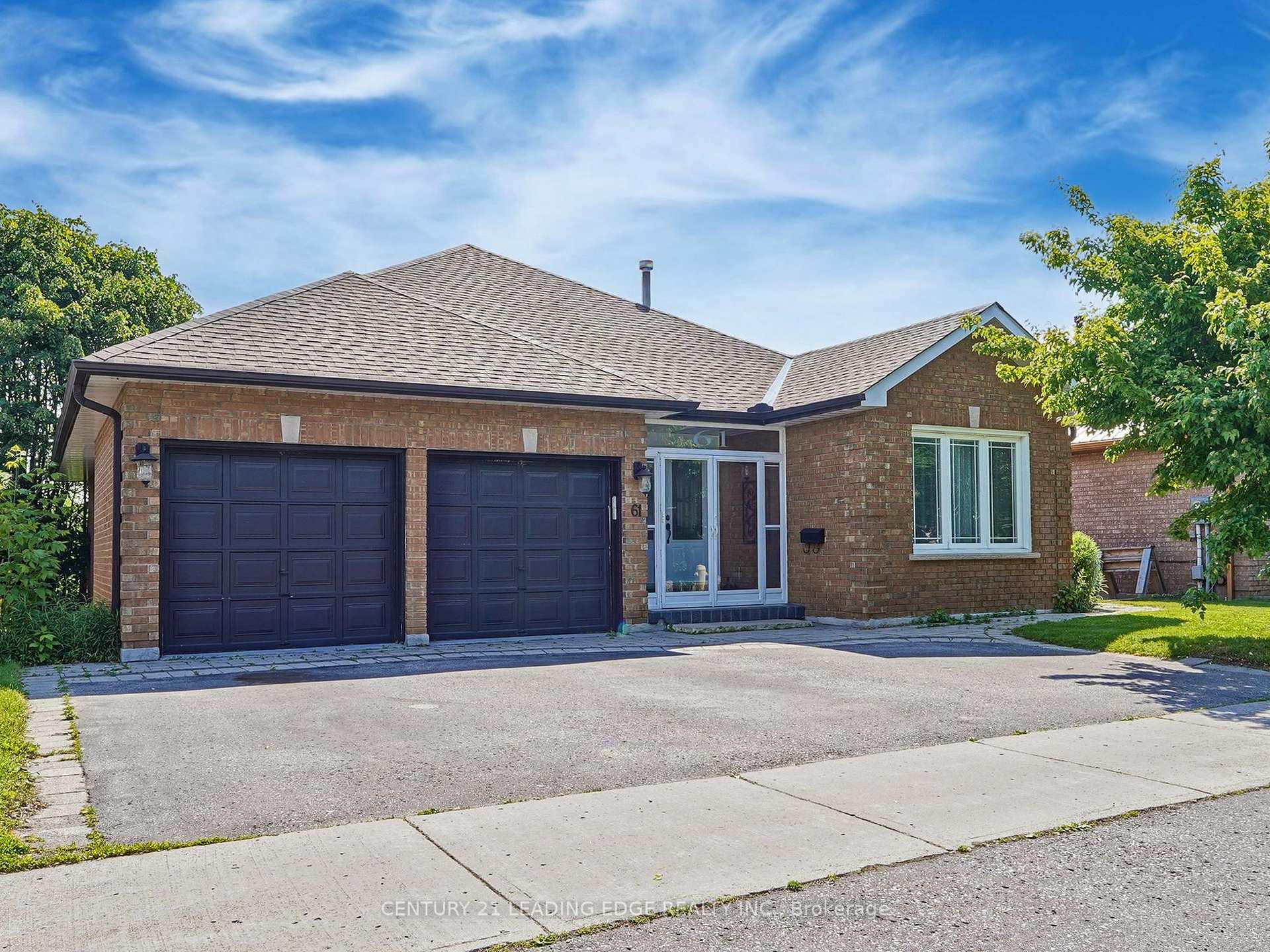Property Photo: 61 Garden Street Lower ON L1N 9E7