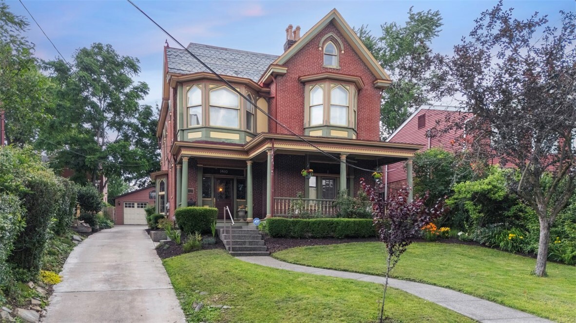 Property Photo: 1410 Pennsylvania Ave PA 15233