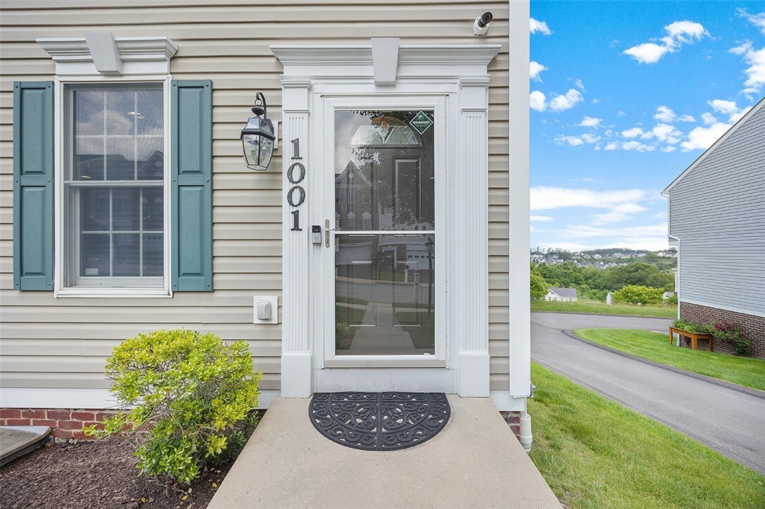 Property Photo: 1001 Raymond Dr PA 15071