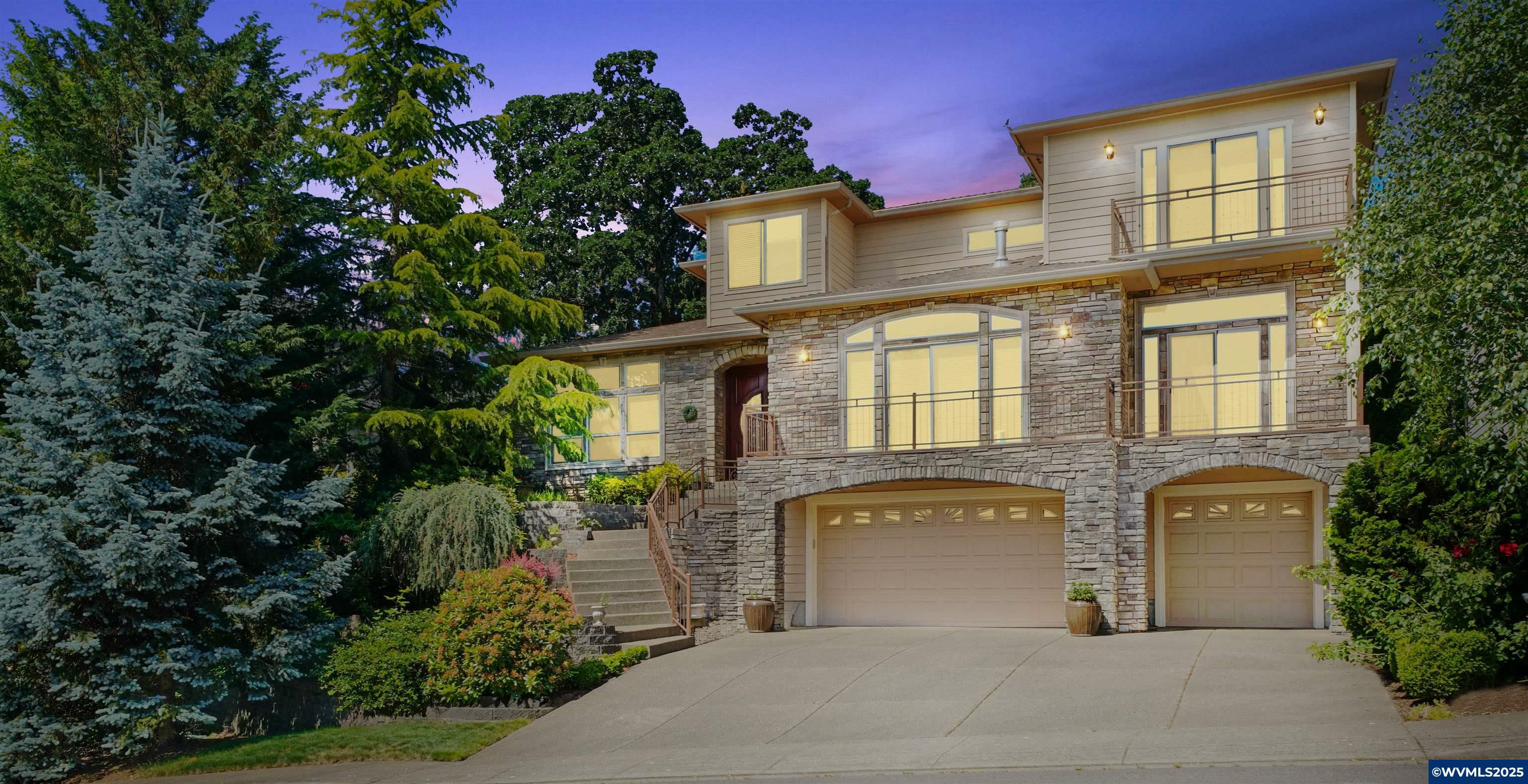 Property Photo: 6147 Quail Hollow St SE OR 97306