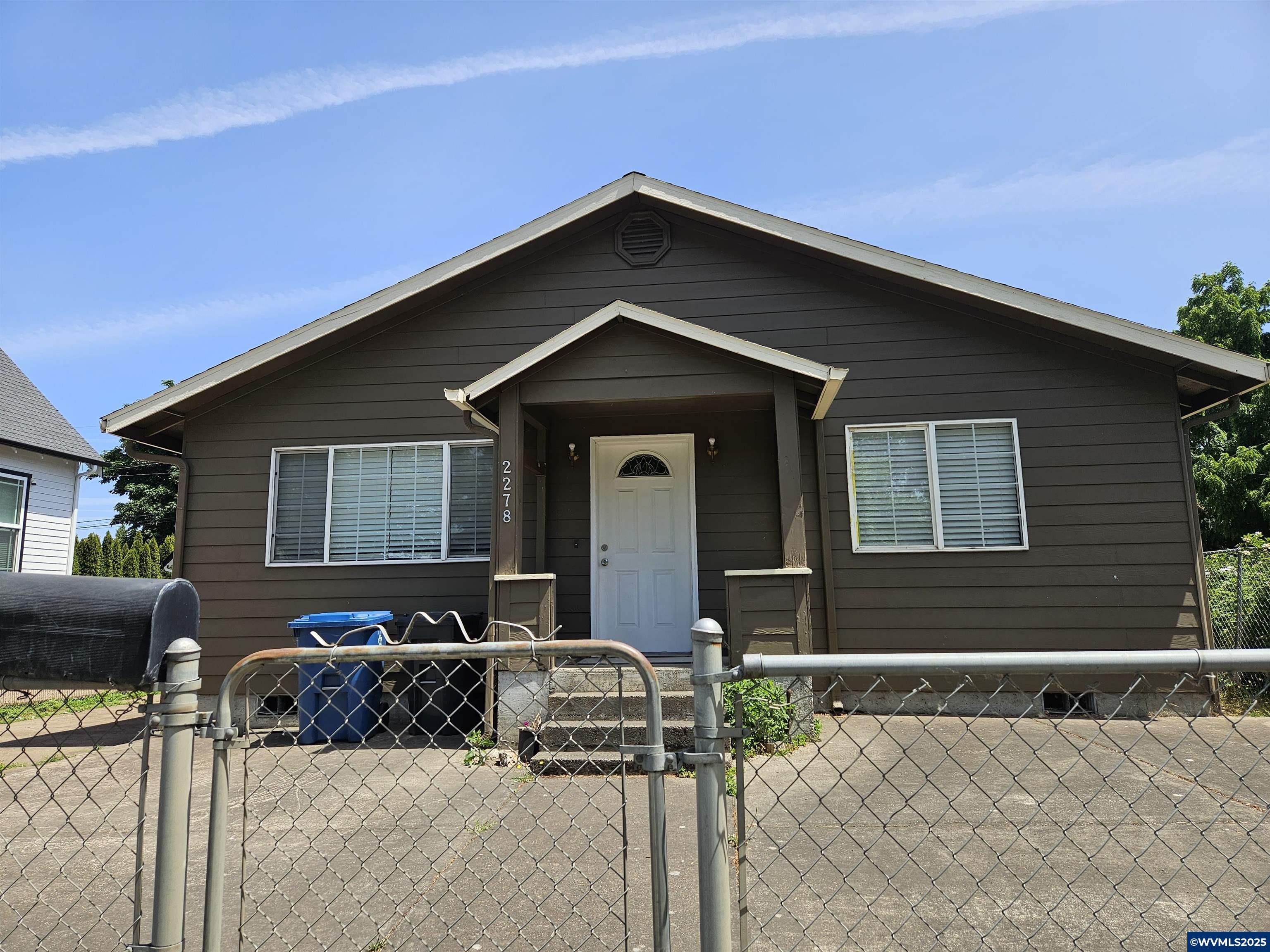 Property Photo: 2278 Liberty St NE OR 97301