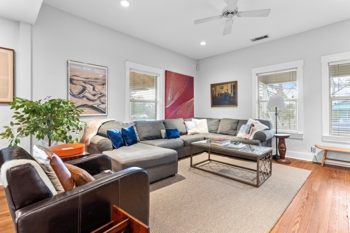 Property Photo: 1909 Eva St TX 78704