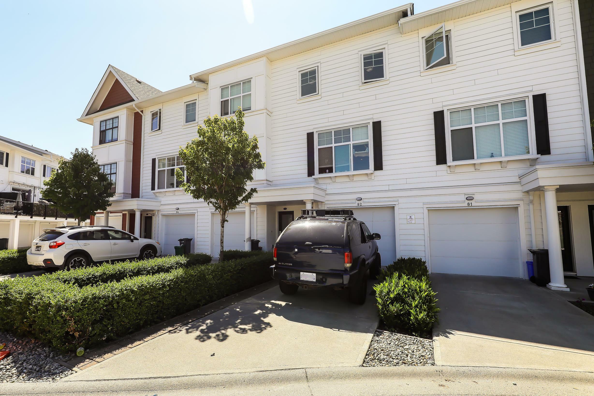 Photo de la propriété:  27735 Roundhouse Drive 82  BC V4X 0B9 