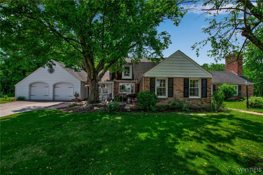 10141 Greiner Road  Clarence NY 14031 photo