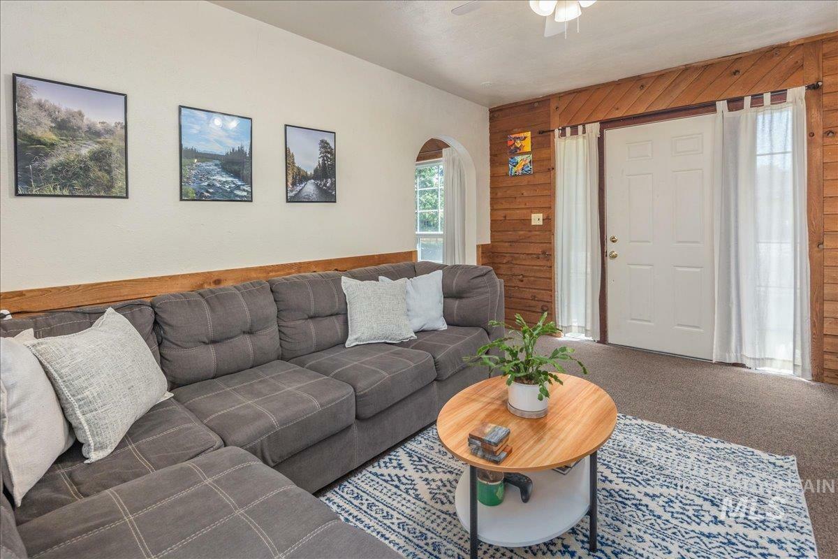 Property Photo:  1607 S Manitou Ave  ID 83706 