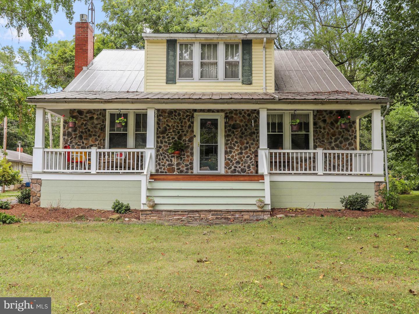 Property Photo: 15004 Leetown Road WV 25430