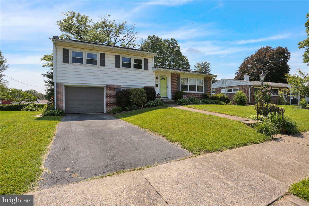 Property Photo: 150 Elizabeth Drive PA 19608