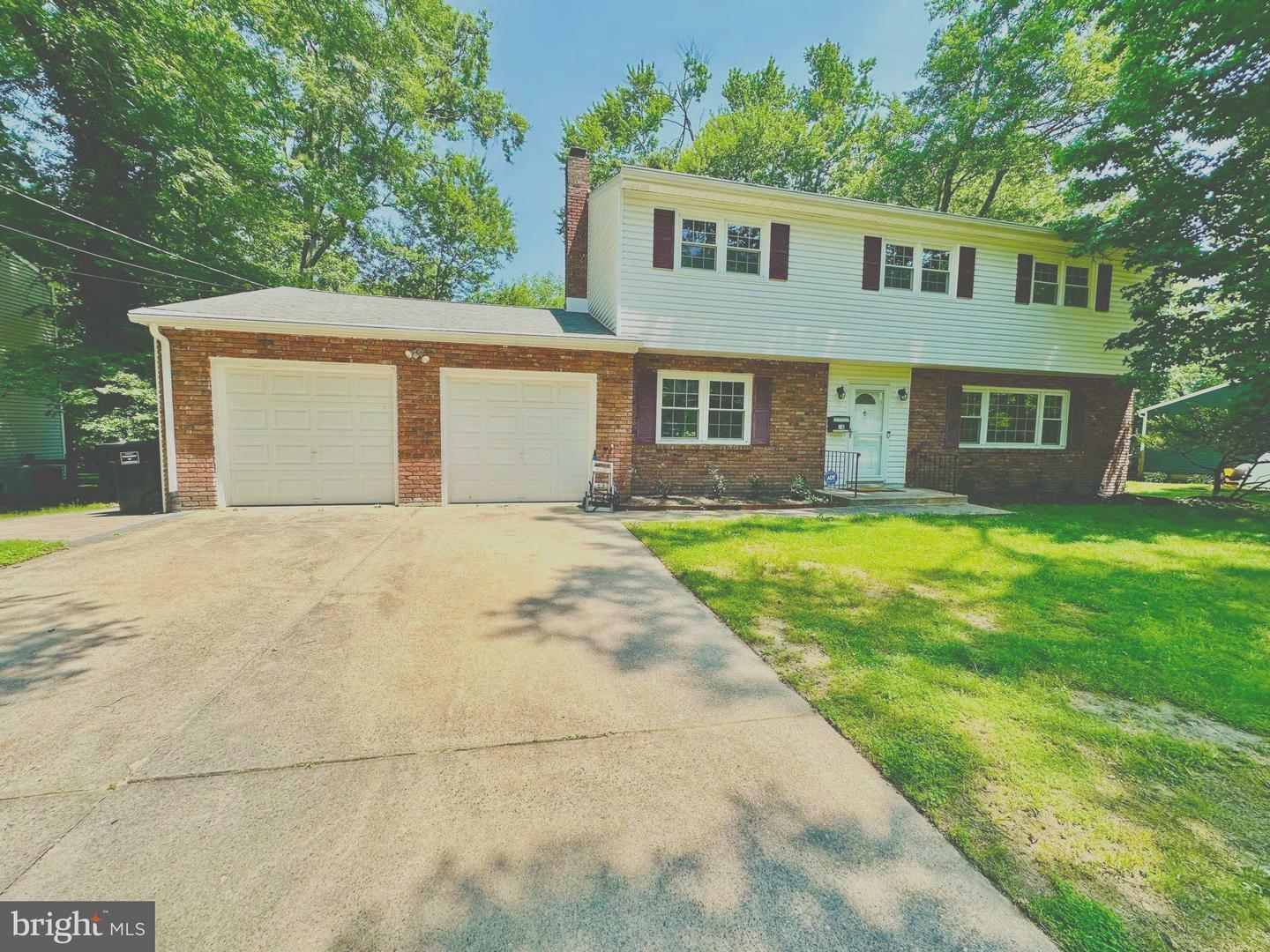 76 Stonicker Drive  Lawrence NJ 08648 photo