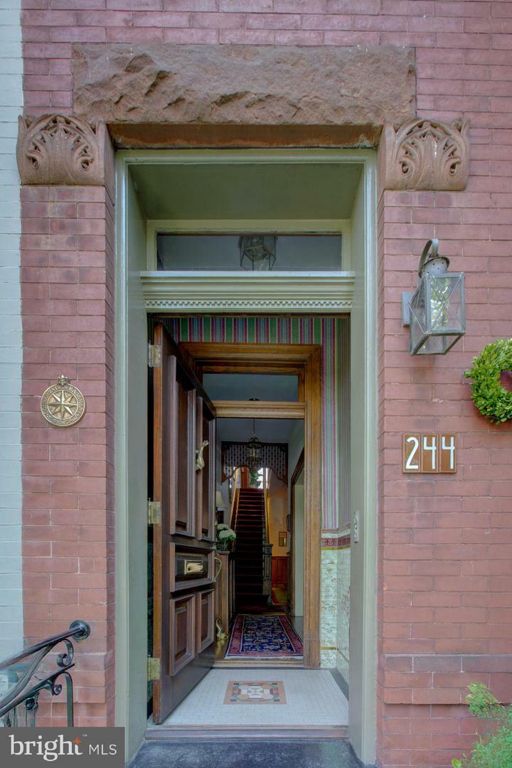 Property Photo: 244 8th Street SE DC 20003