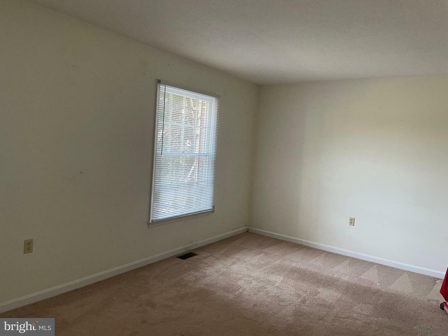 Property Photo: 711 E Cork Street VA 22601