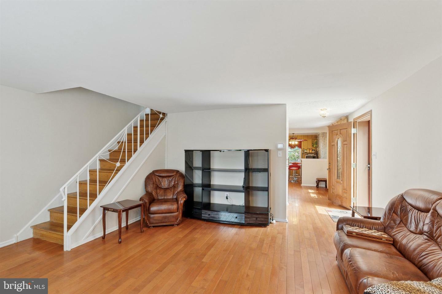 Property Photo: 630 Lawler Place PA 19116