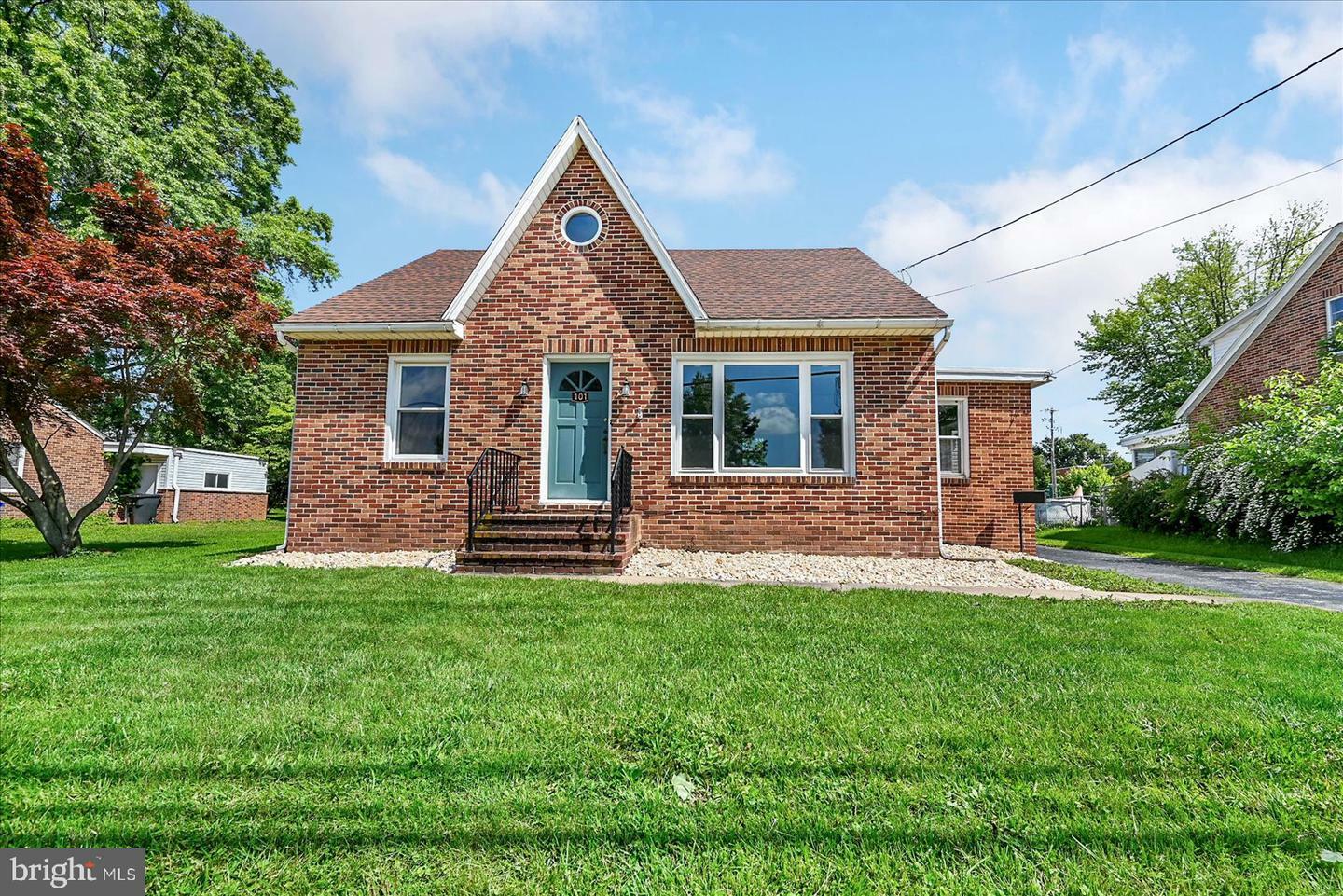 Property Photo: 101 E Canal Street PA 17315