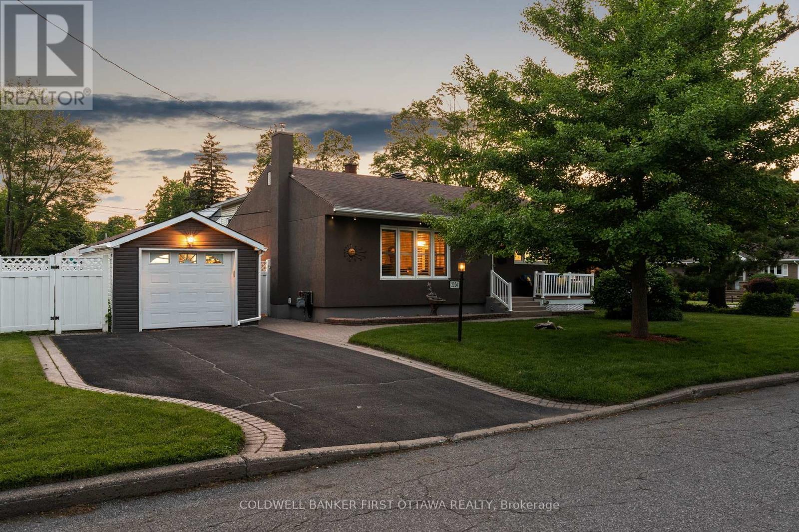 Property Photo: 2024 Corry Street ON K1G 2M5