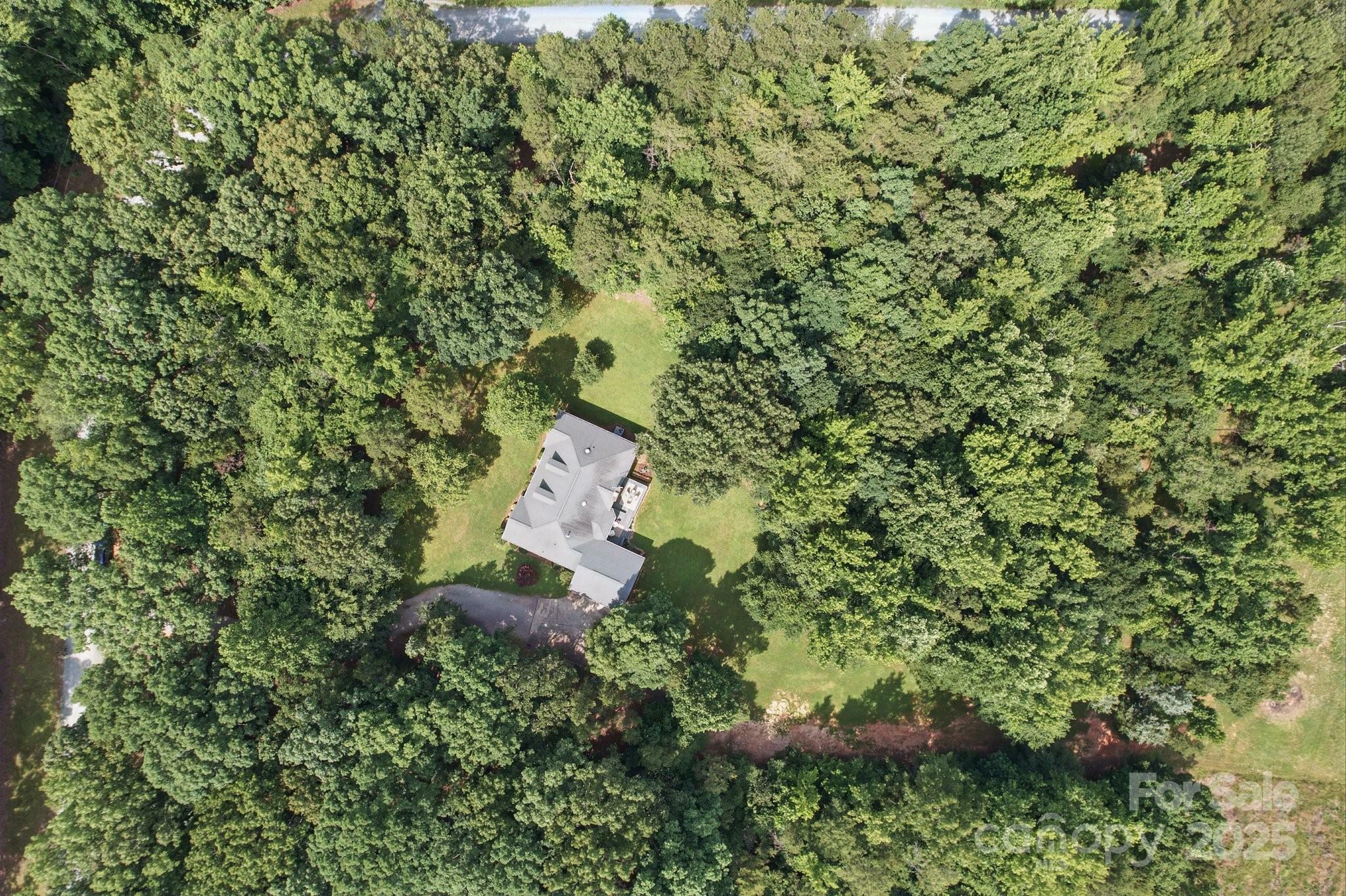Property Photo: 4824 Waxhaw Farms Road NC 28173