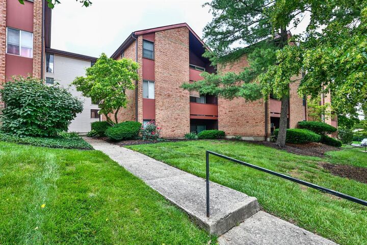 Property Photo: 4903 Chalet Drive OH 45217