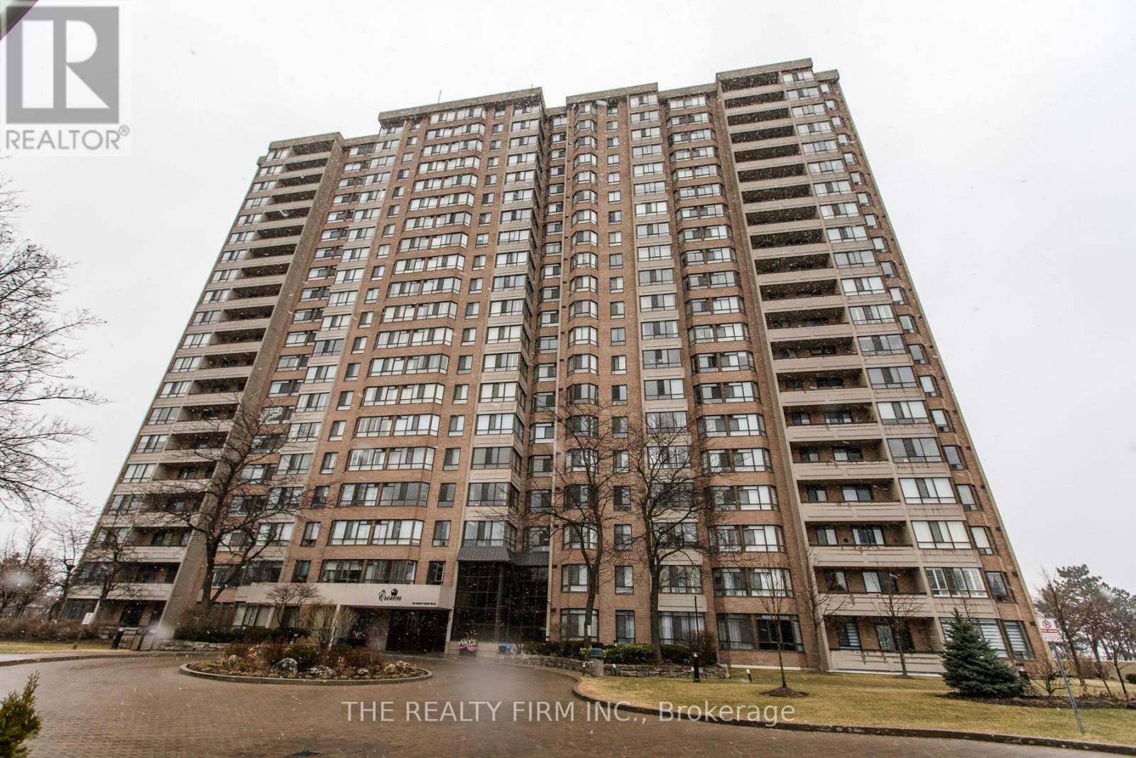 Property Photo: 100 County Court Boulevard 406 ON L6W 3X1