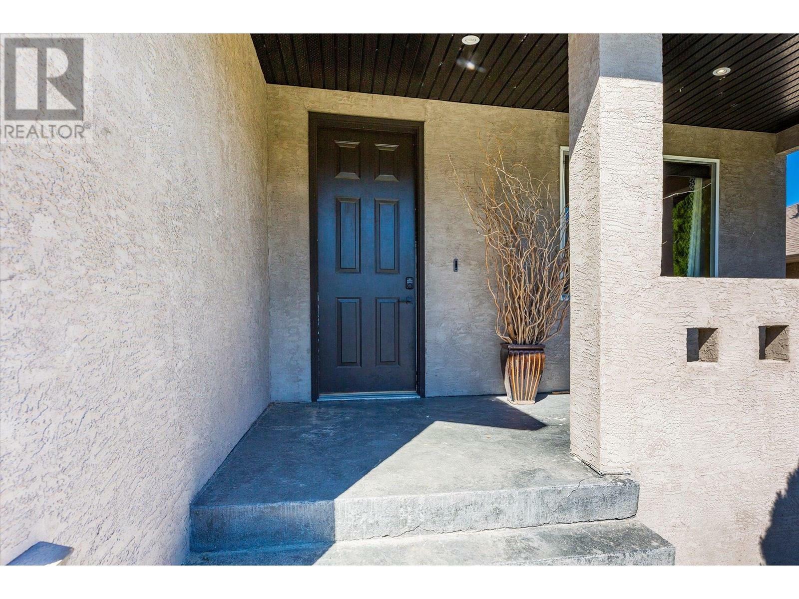 Property Photo: 2210 Quail Run Drive BC V1V 2S4
