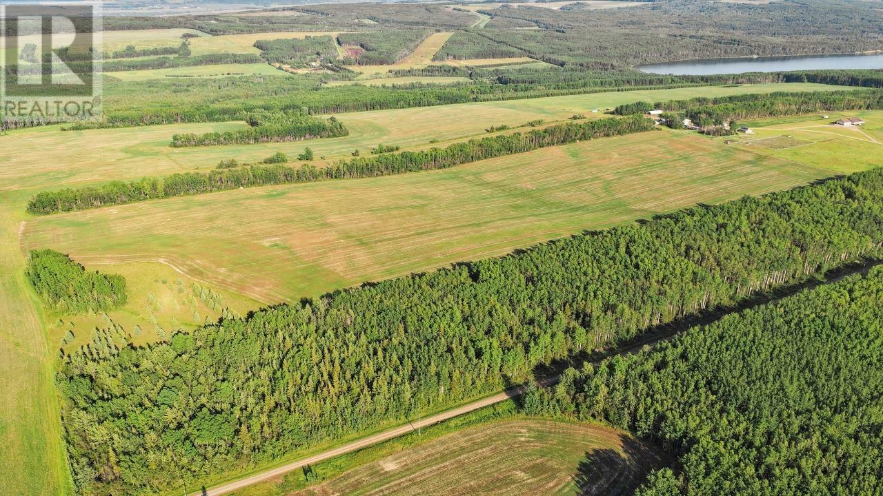 Photo de la propriété:  Sec 8 275 Road W 1/2  BC V0C 1H0 