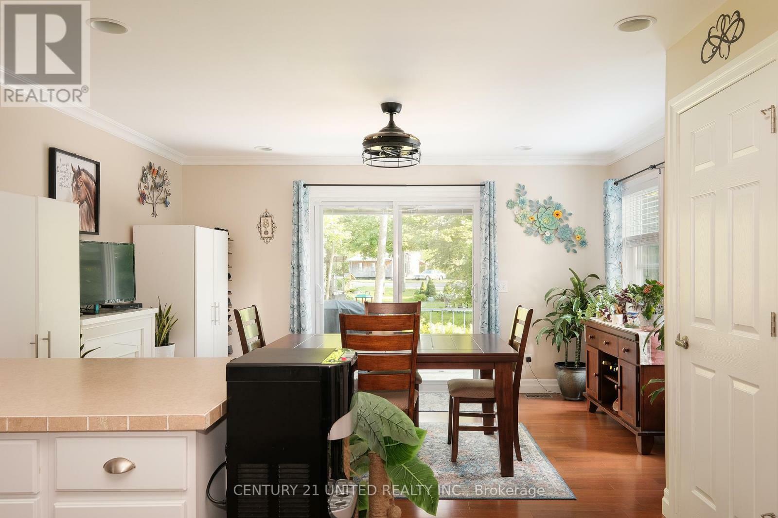 Property Photo: 4 Rollies Bay Road East ON K0L 1R0