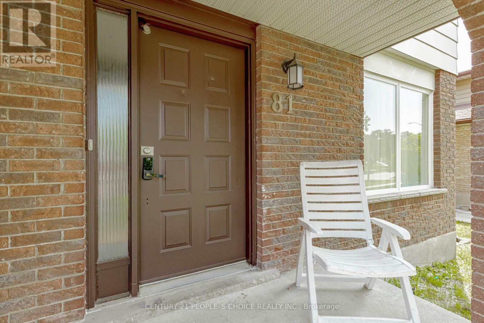 Property Photo: 81 Bechtel Drive ON N2P 1S7