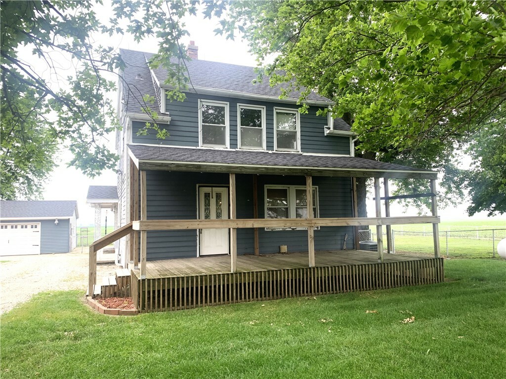 647 E 2100 North Road  Assumption IL 62510 photo