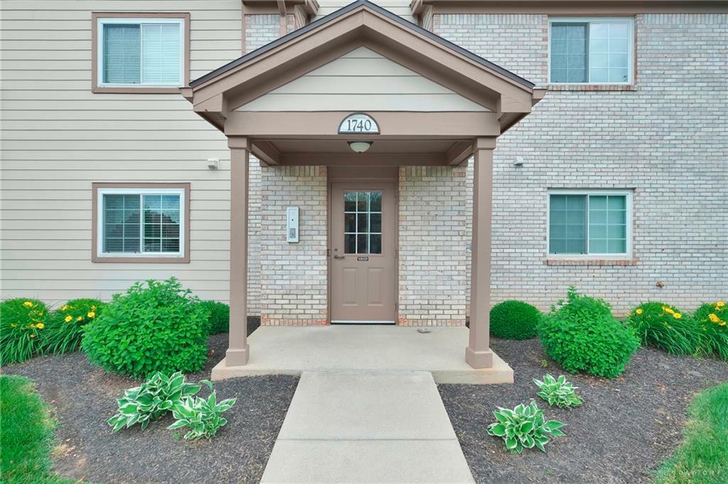 Property Photo: 1740 Piper Lane 206 OH 45440