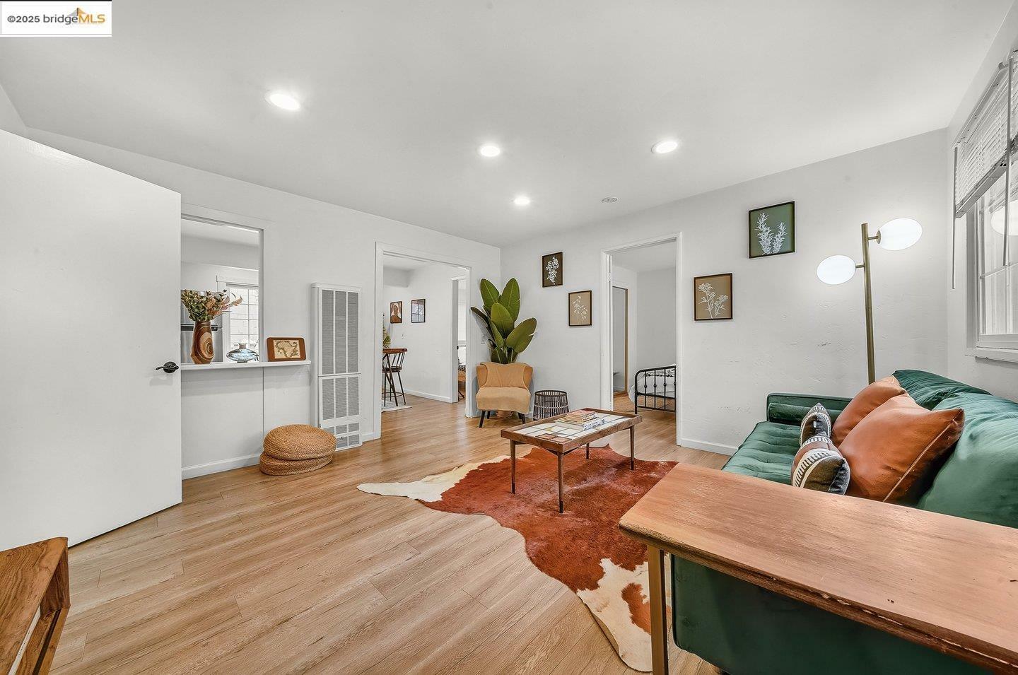 Property Photo: 2162 35th Ave CA 94601