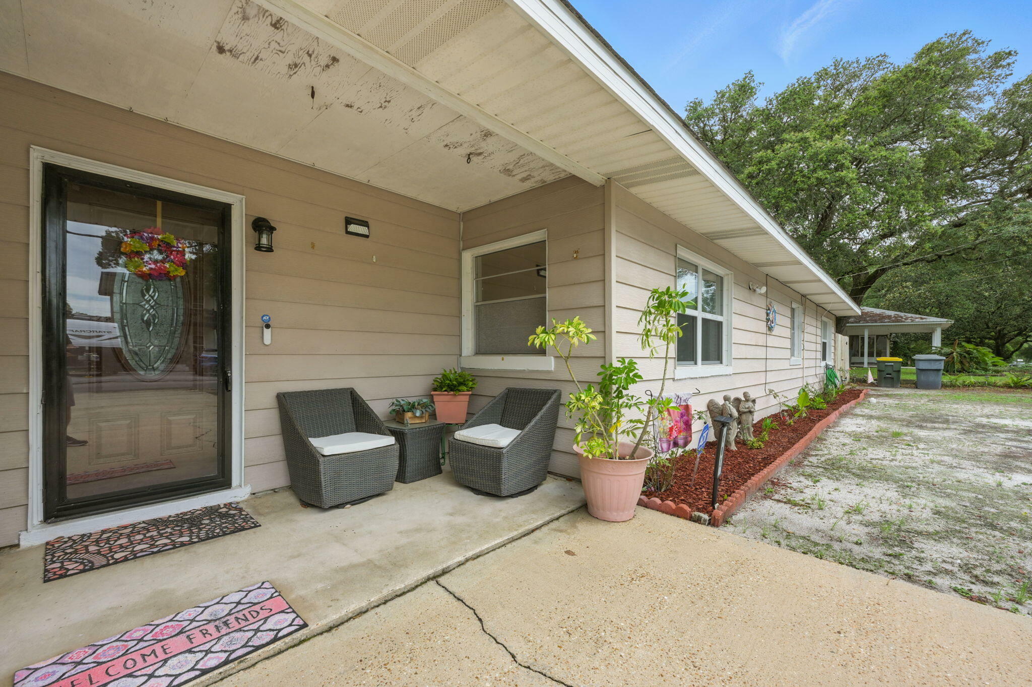 Property Photo: 101 SE Elm Avenue FL 32548
