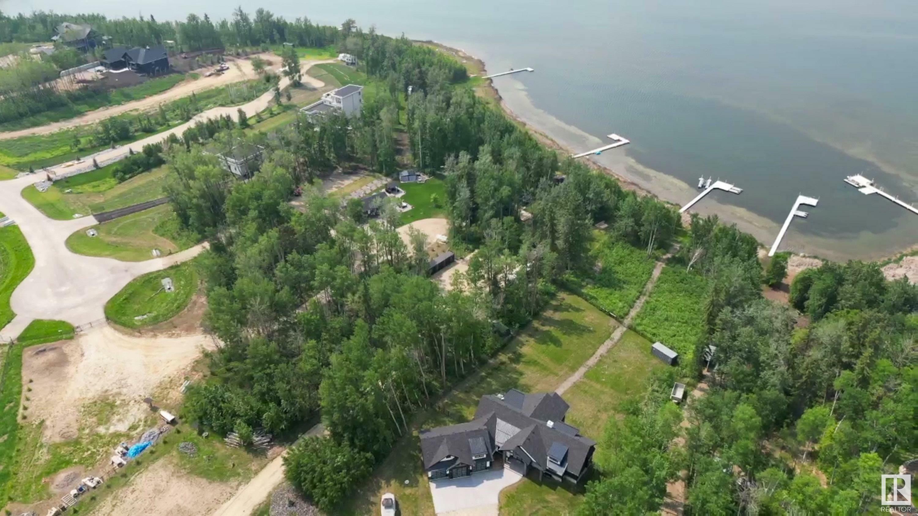Property Photo:  2307 Twp Road 522 44  AB T7Y 3L7 